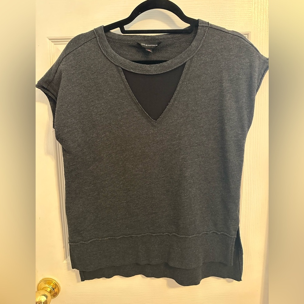 ❤️Rock & Republic Short Sleeve Oversized Sweatshirt Size XS